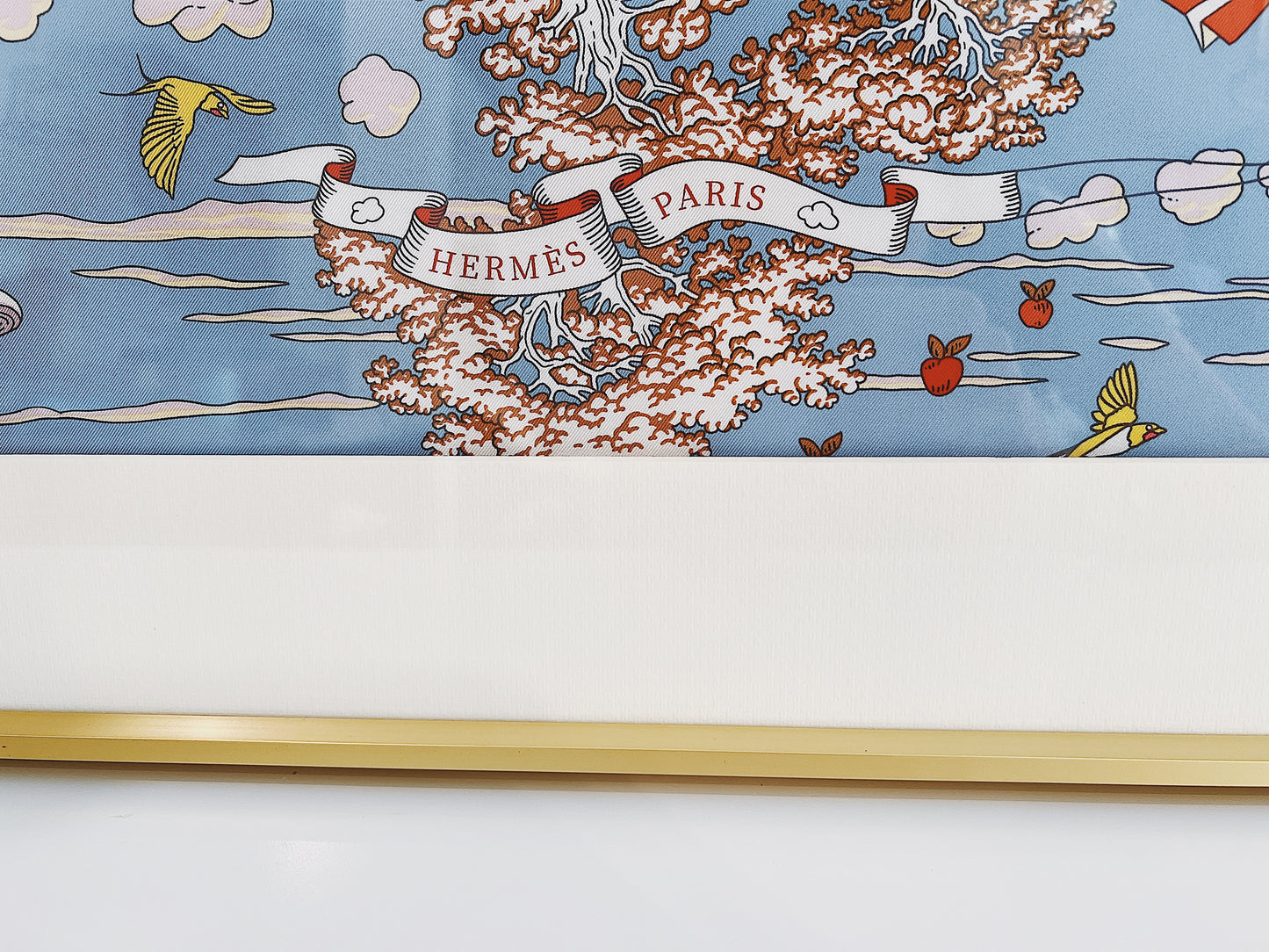 100 X 100 cm Signature Scarf Frame with Couture Pattern Matting - Light Gold (Soleil Royale)